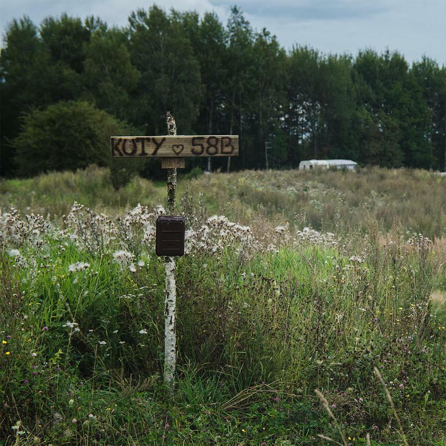 Place For Tent - Miejsce Na Namiot U Stop Natury Kuty Extérieur photo